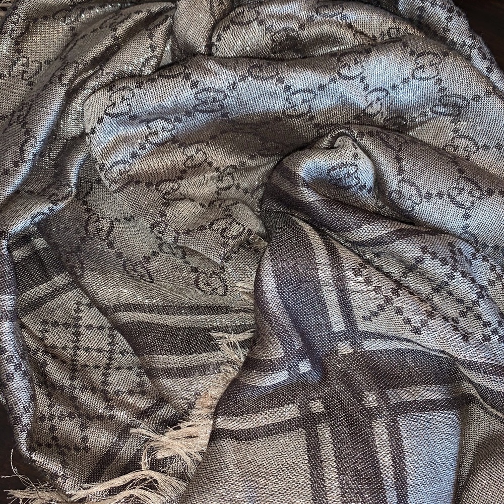 Gucci scarf - Picture 7 of 8